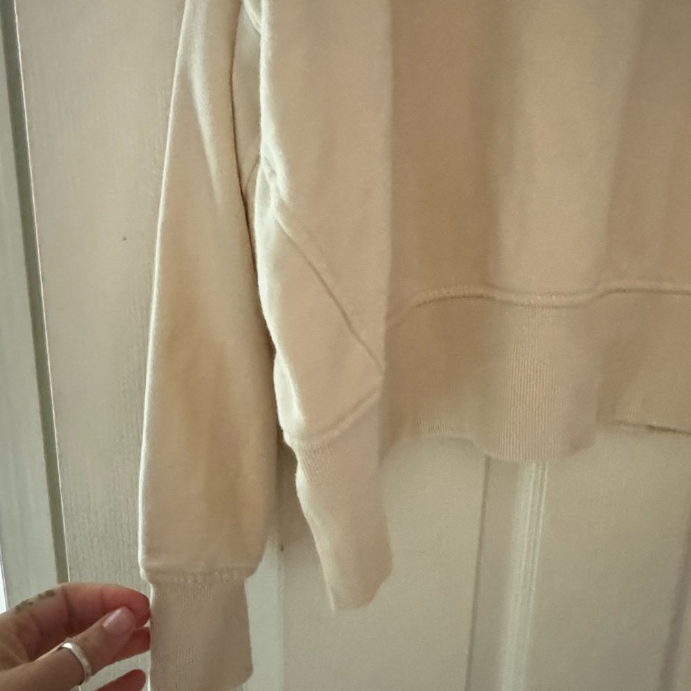 Old Navy Women's Cream Turtleneck Sweatshirt - Picture 3 of 8